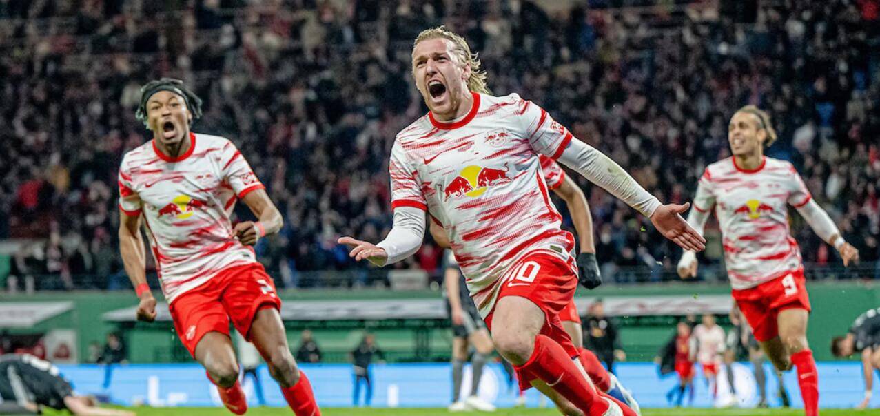  弗赖堡对莱比锡红牛 