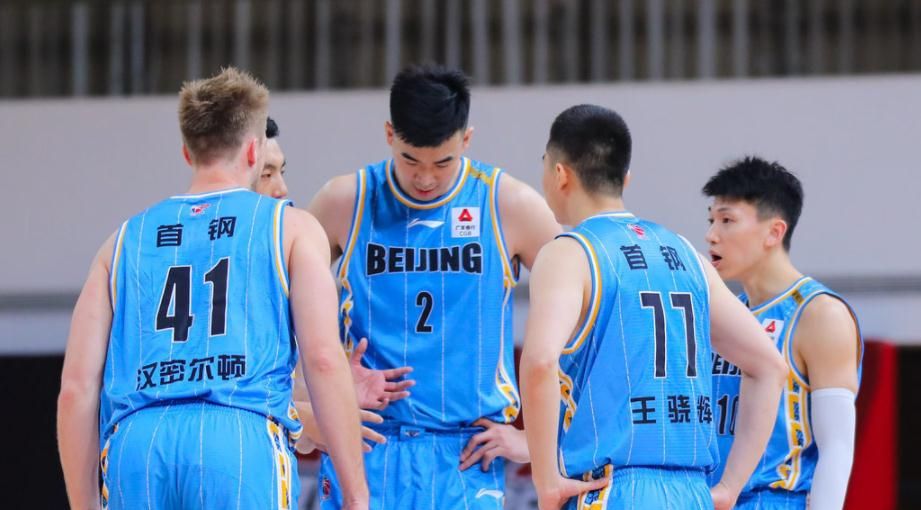 欧篮联倒计时,北京首钢冲刺阶段强势反弹,细节引发关注,引发热议,心理建设被强调(北京首钢男篮比赛回放) 欧篮联倒计时,北京首钢冲刺阶段强势反弹,细节引发关注,引发热议,心理建设被强调(北京首钢男篮比赛回放)