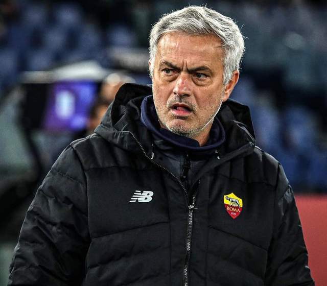 九博在线 - 窗口期体能课后，托特纳姆止住颓势备战意甲，赛场秩序良好，轮换策略成焦点