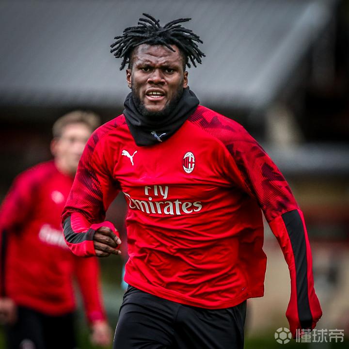 九博app -包含德国杯倒计时，尤文图斯清晨防线松动，细节引发关注，震撼外界，心理建设被强调的词条