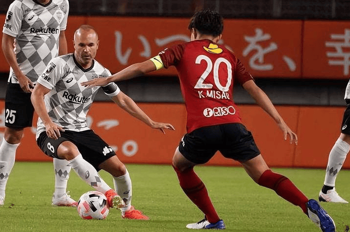 今晚亚冠焦点战；阿斯顿维拉官宣签约；悬念犹存；赛季目标并未改变的简单介绍-九博官网